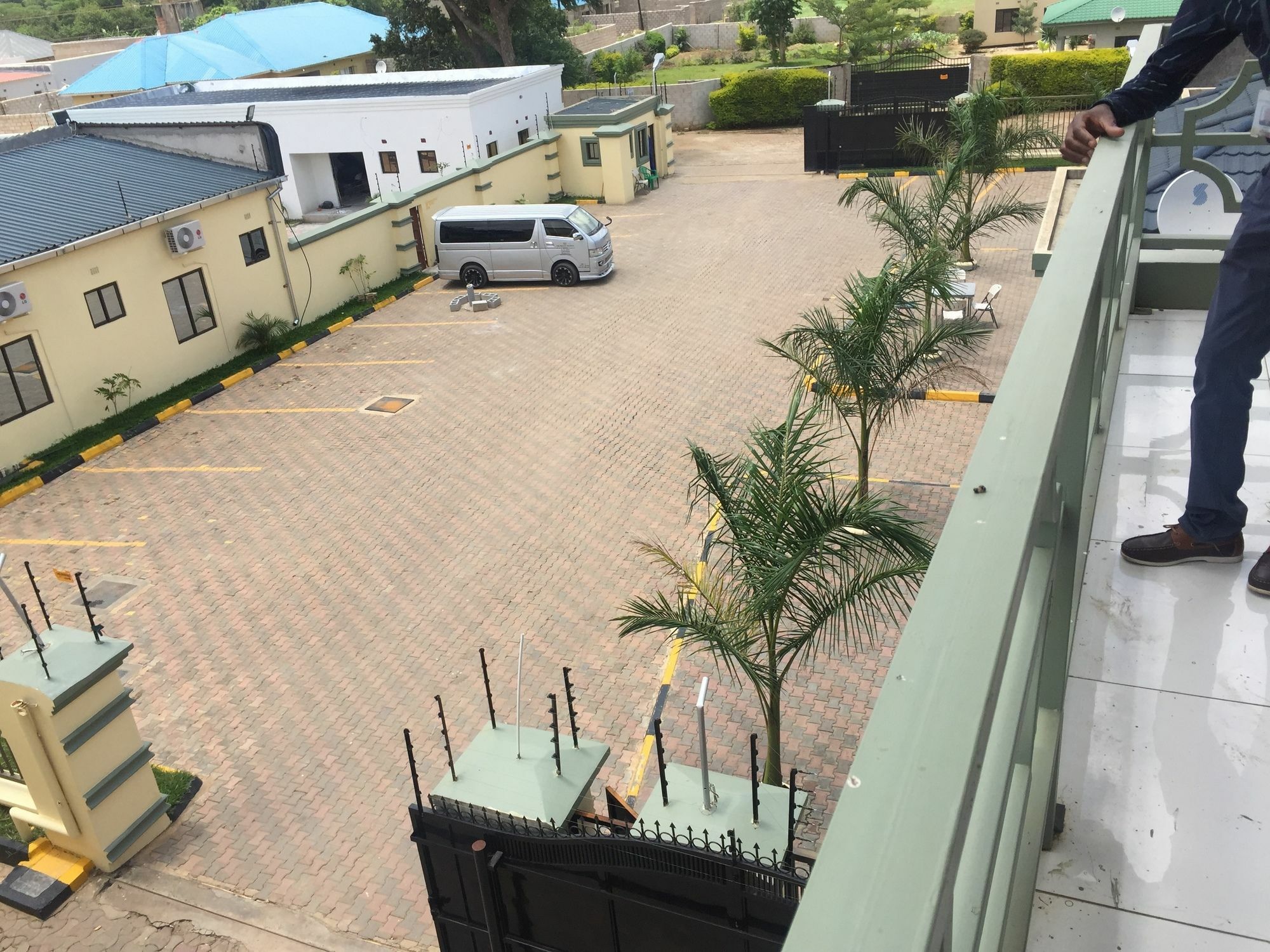 The Prince Charles Hotel Lusaka Ngoại thất bức ảnh