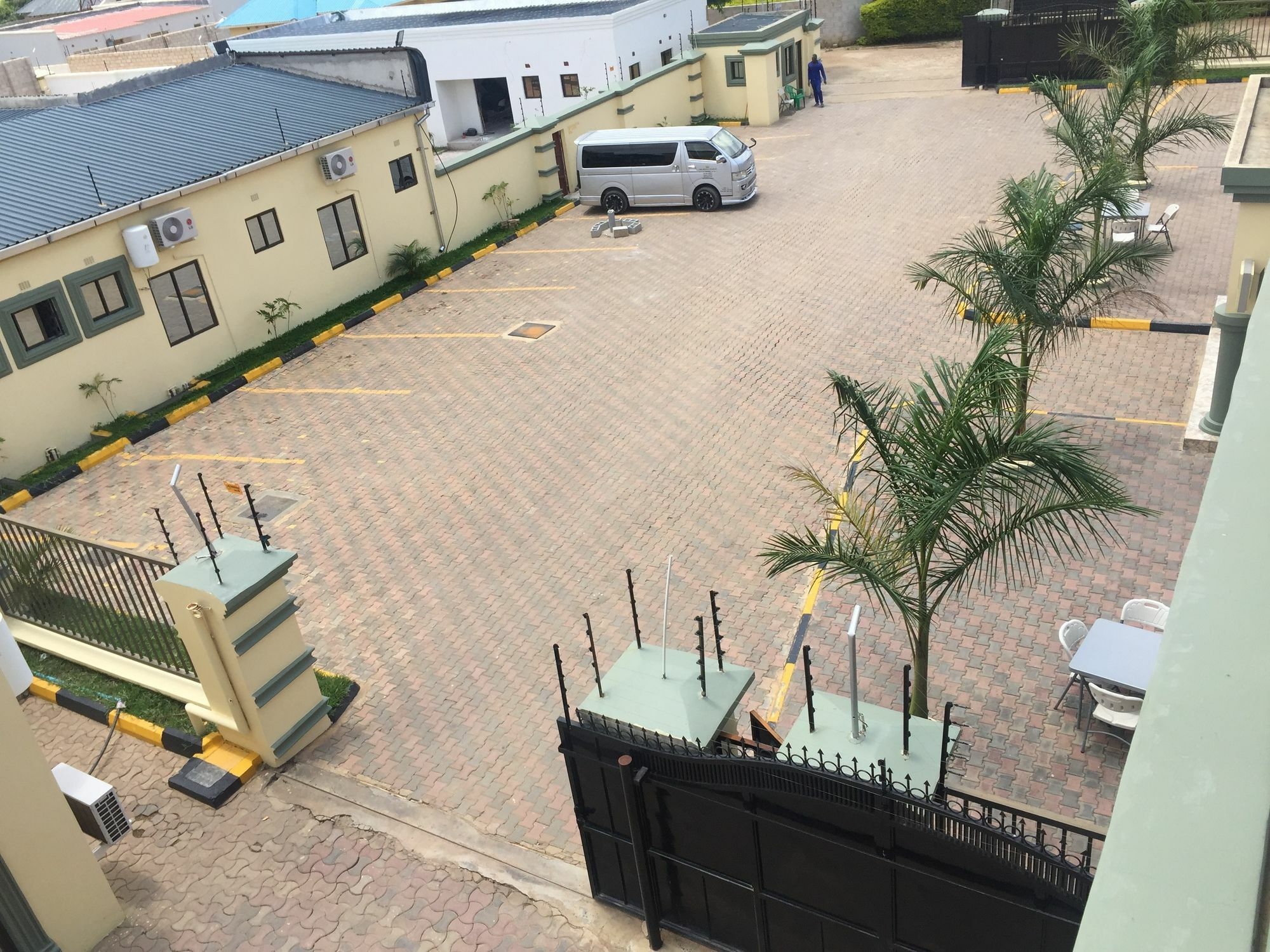 The Prince Charles Hotel Lusaka Ngoại thất bức ảnh